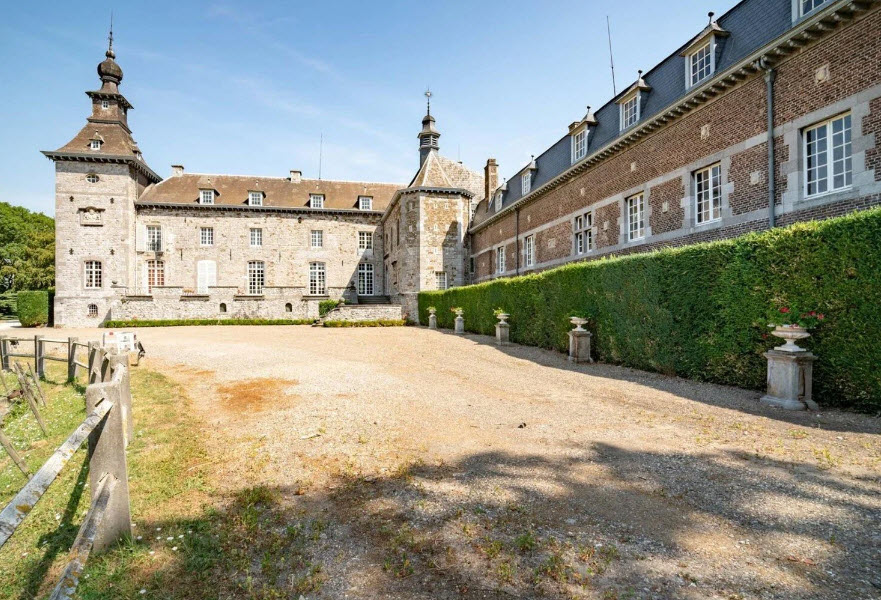Château de Beausart, Belgium